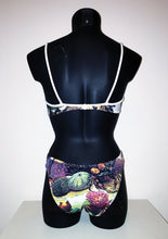 Load image into Gallery viewer, Ocean Reef White Jacuna