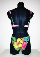 Load image into Gallery viewer, Cuba Floral