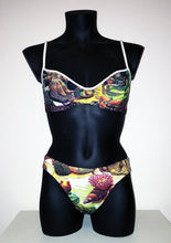 Load image into Gallery viewer, Ocean Reef White Jacuna